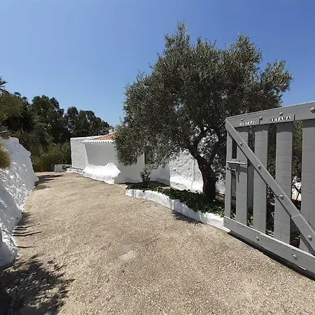 Cortijo Retama, Typical Andalusian Cottage, Romantic & Relax Villa By Eastern Costa Del Sol, In The Countryside Near Frigiliana Town, At 12 Kilometers From The Beach Holiday home Frigiliana