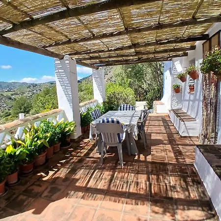 Cortijo Retama, Typical Andalusian Cottage, Romantic & Relax Villa By Eastern Costa Del Sol, In The Countryside Near Frigiliana Town, At 12 Kilometers From The Beach Holiday home